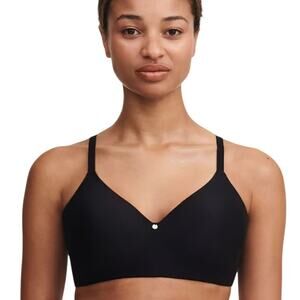 Chantelle C Joli Wirefree T-shirt Black Bra - 32C